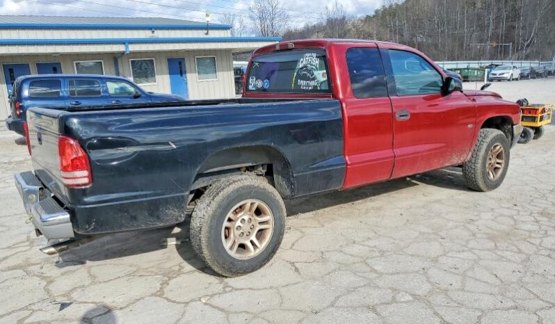 
								1999 Dodge Dakota full									
