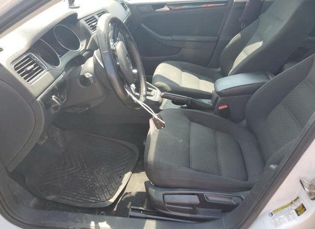 
								2016 Volkswagen Jetta se full									