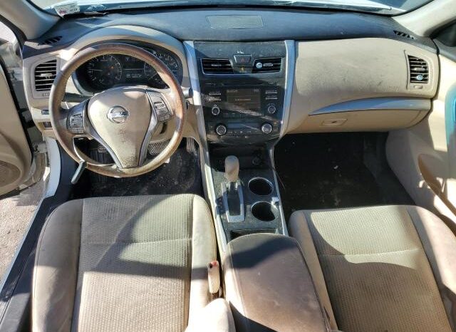 
								2015 Nissan Altima 2.5 full									