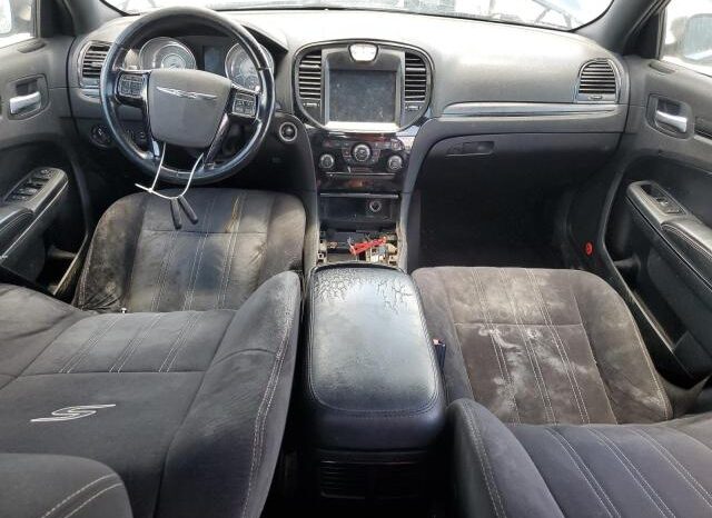
								2012 Chrysler 300 full									