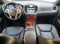 
										2013 Chrysler 300 full									