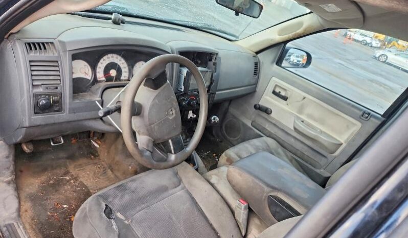 
								2006 Dodge Dakota full									