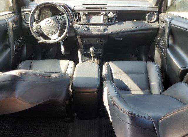 
								2018 Toyota Rav4 full									