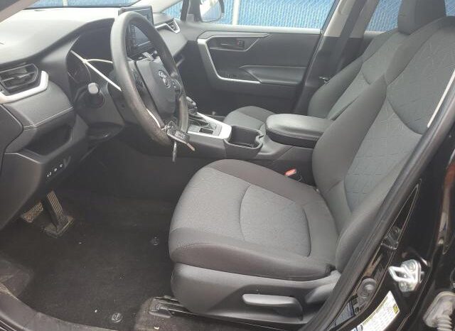 
								2022 Toyota Rav4 full									