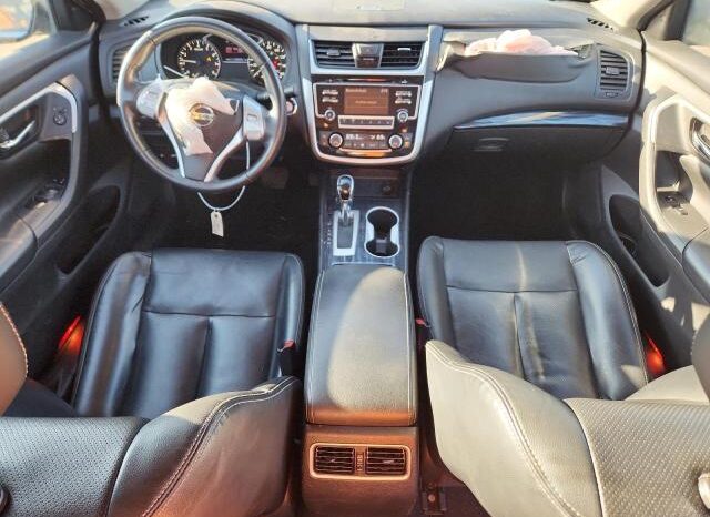 
								2018 Nissan Altima 2.5 full									