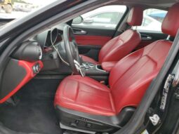 
										2021 Alfa romeo Giulia full									