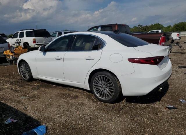 
								2018 Alfa romeo Giulia full									