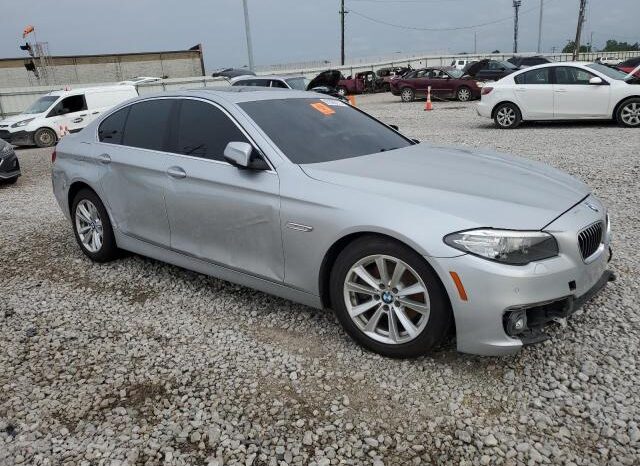 
								2015 BMW 528 xi full									
