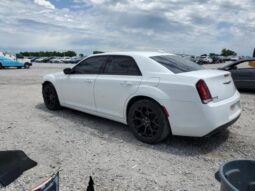 
										2019 Chrysler 300 tourin full									