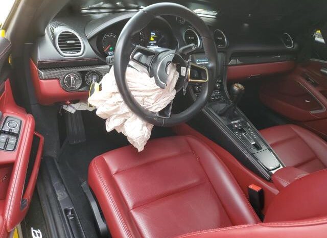 
								2021 Porsche Boxster full									