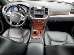 
										2012 Chrysler 300 full									