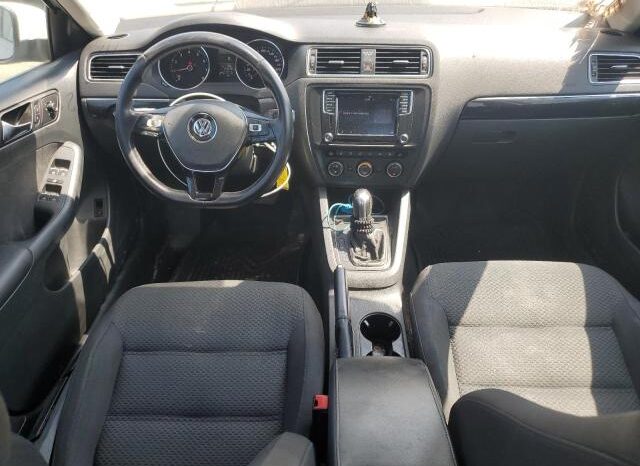 
								2016 Volkswagen Jetta se full									