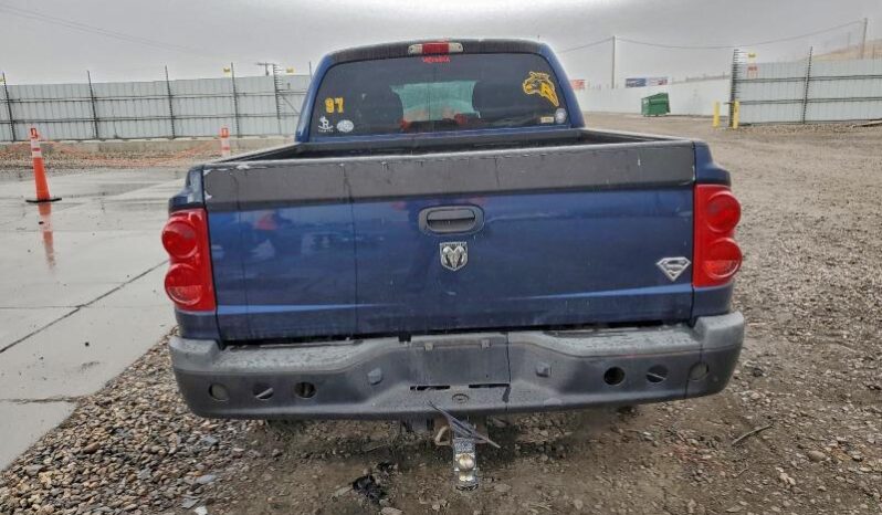 
								2005 Dodge Dakota full									