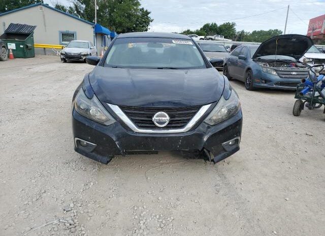 
								2018 Nissan Altima 2.5 full									