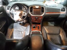 
										2012 Chrysler 300 full									
