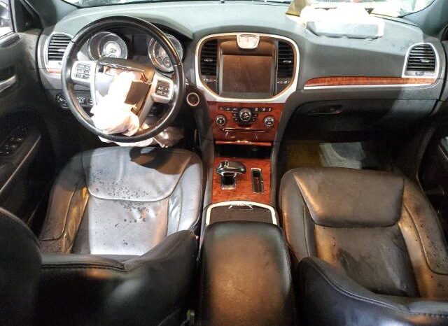 
								2012 Chrysler 300 full									