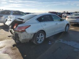 
										2015 Nissan Altima 2.5 full									