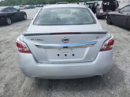 
										2015 Nissan Altima 2.5 full									