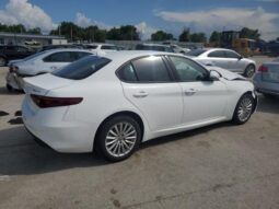 
										2022 Alfa romeo Giulia full									
