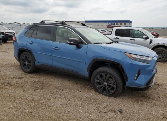 
								2022 Toyota Rav4 full									