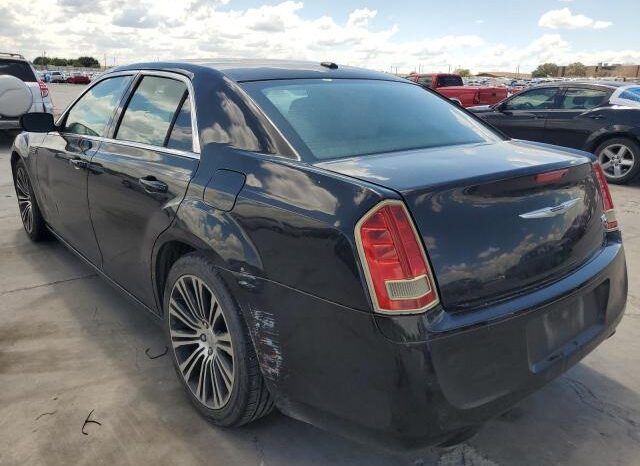 
								2012 Chrysler 300 full									