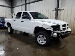 
										2006 Dodge Dakota full									