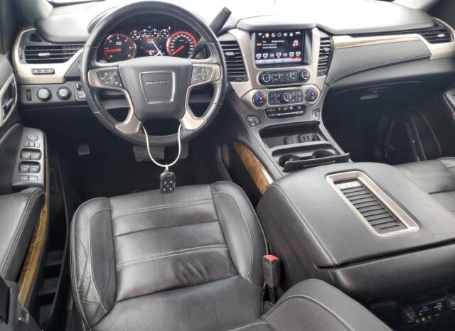 
								2016 Gmc Yukon full									