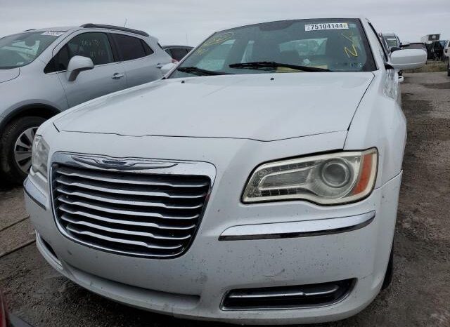 
								2014 Chrysler 300 full									