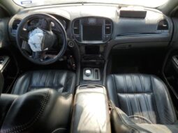 
										2017 Chrysler 300 full									