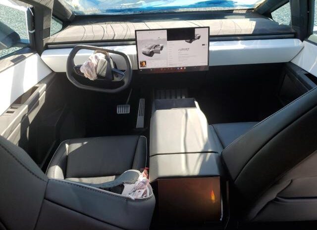 
								TESLA CYBERTRUCK full									