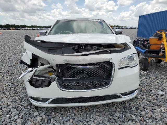 2019 Chrysler 300