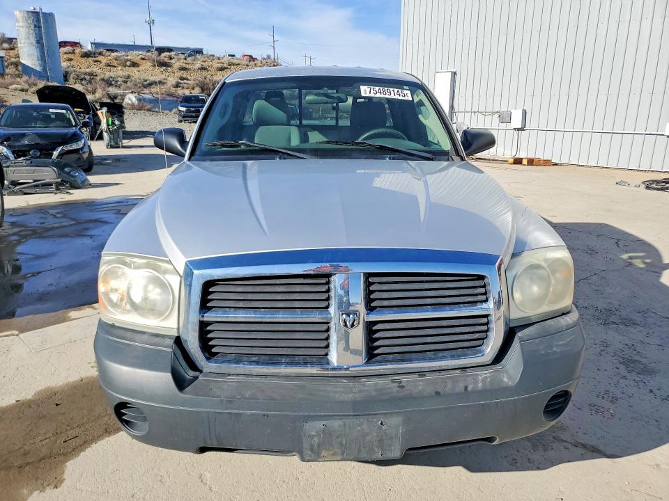 2005 Dodge Dakota