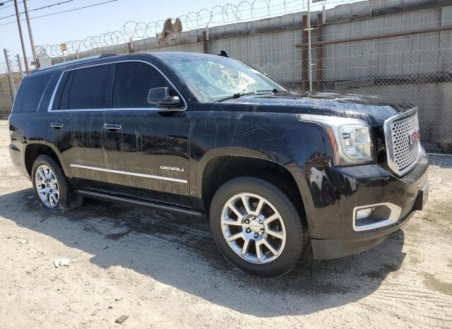 
								2017 Gmc Yukon full									