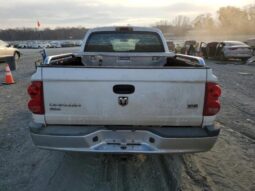 
										2005 Dodge Dakota full									