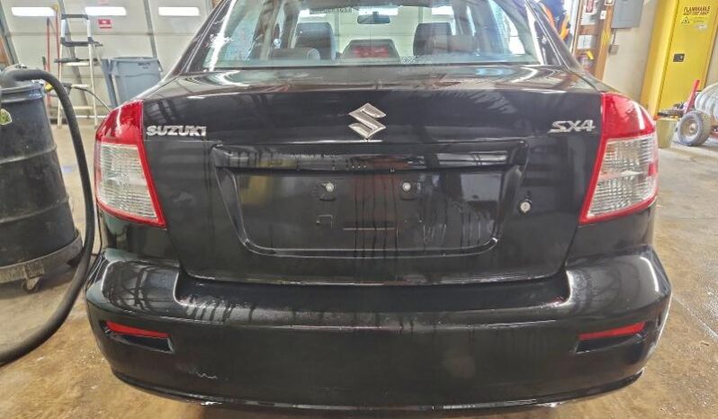 
								2012 Suzuki Sx4 full									