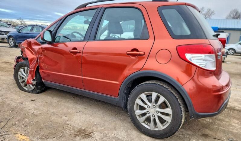 
								2013 Suzuki Sx4 full									