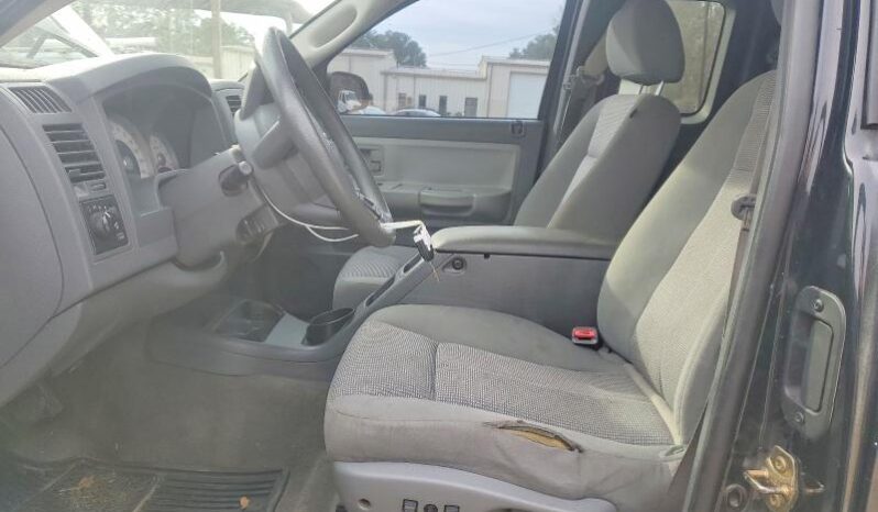 
								2007 Dodge Dakota full									