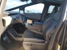 
										TESLA CYBERTRUCK full									