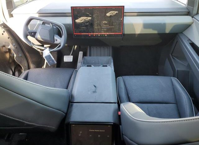 
								TESLA CYBERTRUCK full									