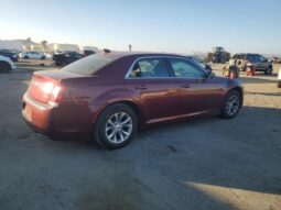
										2018 Chrysler 300 full									