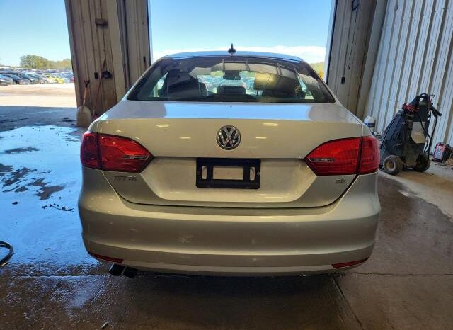 
								2014 Volkswagen Jetta se full									