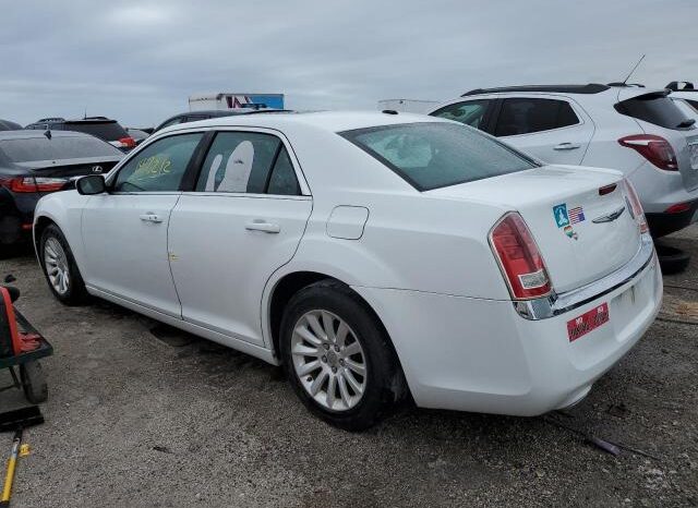 
								2014 Chrysler 300 full									