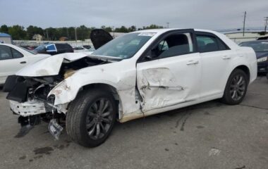 2014 Chrysler 300 s