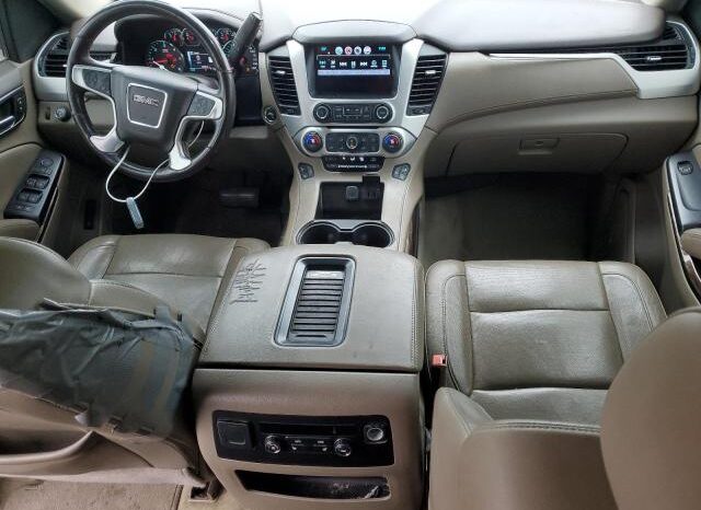 
								2017 Gmc Yukon full									