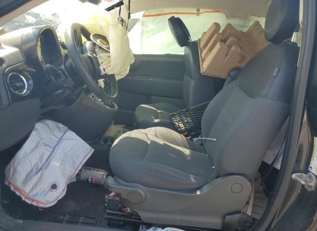 
								2012 Fiat 500 full									