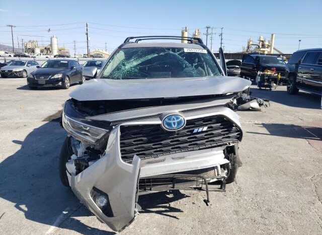 
								2020 Toyota Rav4 full									