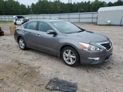 
										2015 Nissan Altima 2.5 full									