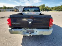 
										2005 Dodge Dakota full									
