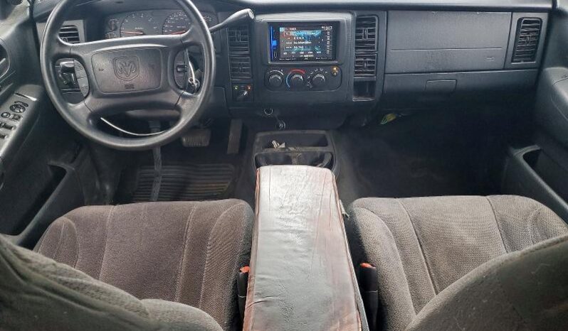 
								2004 Dodge Dakota full									