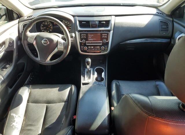 
								2018 Nissan Altima 2.5 full									